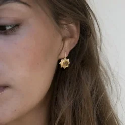 Alix D. Reynis - Boucles d'oreilles Helios - Jaune