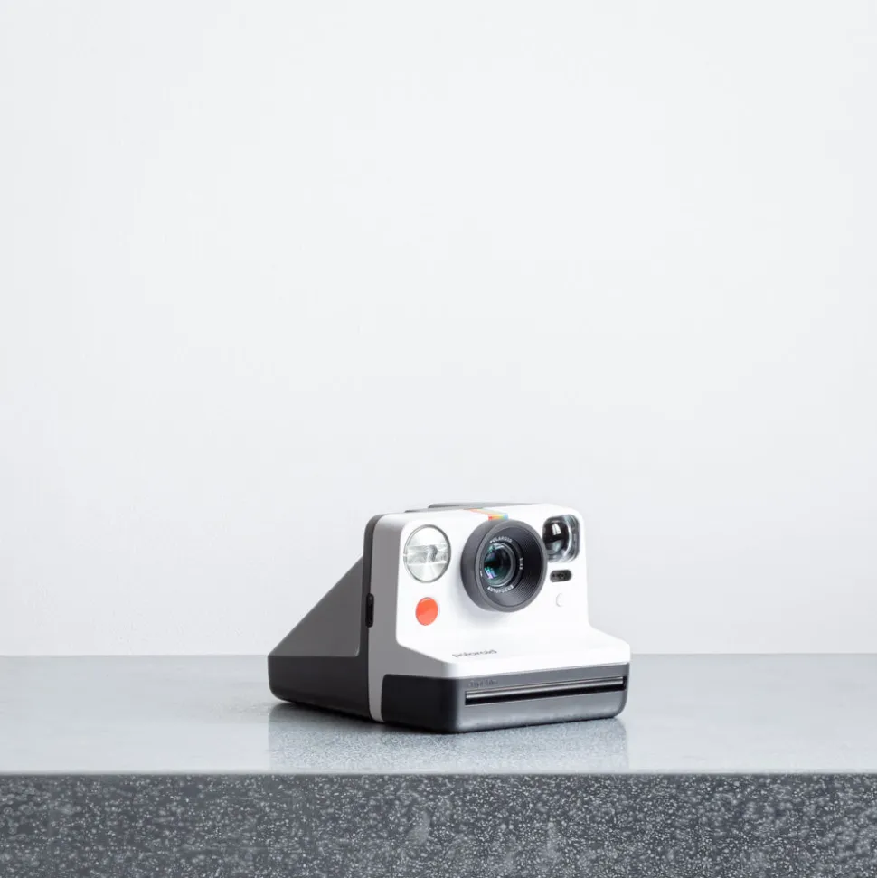 Appareil photo Polaroid Now - Noir & Blanc