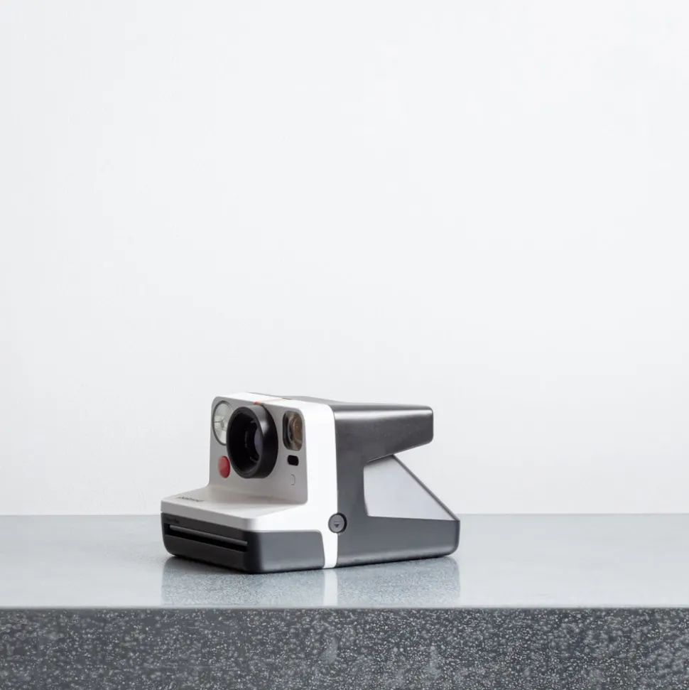 Appareil photo Polaroid Now - Noir & Blanc
