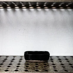 Assiette creuse en grès n°6 - Noir d'Encre