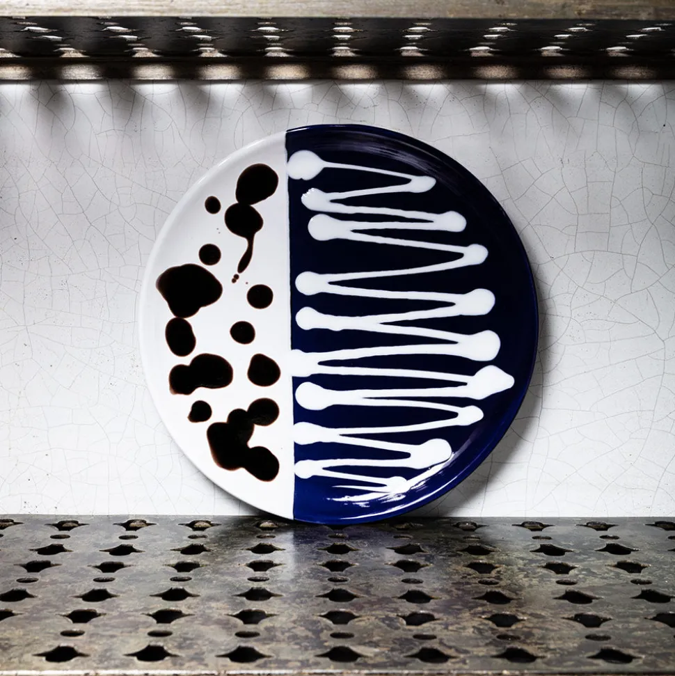 Assiette plate en faïence Paola Navone