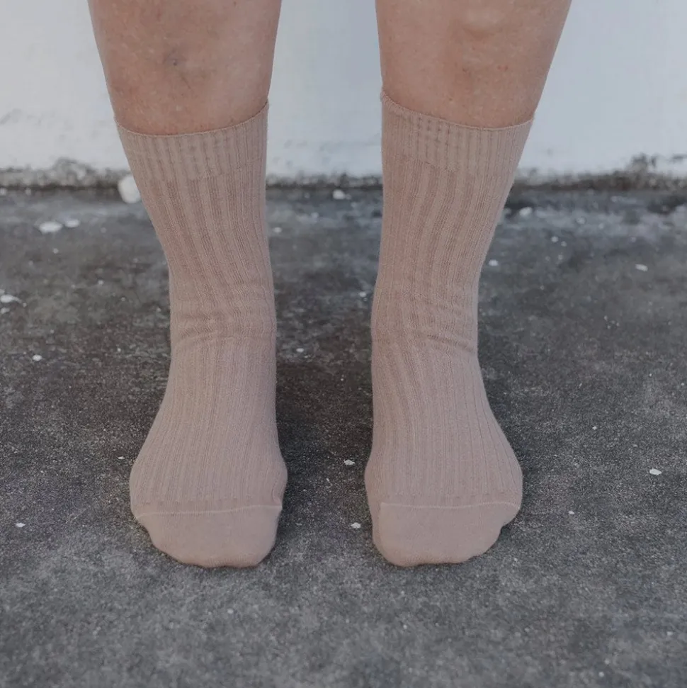 Baserange - Chaussettes côtelées Rib - Beige