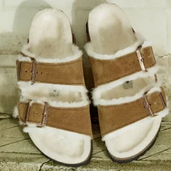 Birkenstock - Sandales Arizona en Fourrure - Marron