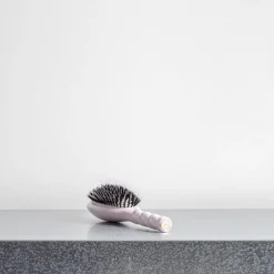Brosse à cheveux N.02 L'INDISPENSABLE - Soin & Démêlage - Lilas