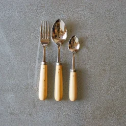 Cuillère de table avec manche en buis - Naturel