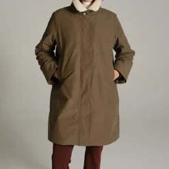 Embassy Of Bricks And Logs - Parka Jondal - Vert Olive