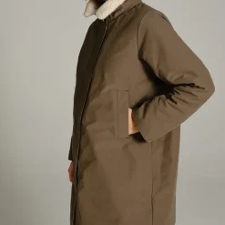 Embassy Of Bricks And Logs - Parka Jondal - Vert Olive