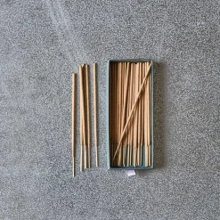 Encens Yoga Bois de Santal - 30 bâtons - Cosmic Dealer