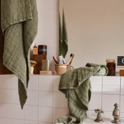 Serviette de bain en lin - Waffle - Vert Komorebi