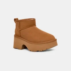 Ugg - Bottes Classic Ultra Mini Height - Chestnut