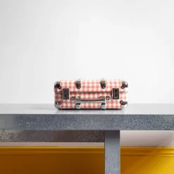 Valise rigide en carton bouilli - Vichy Rose Elafonissi